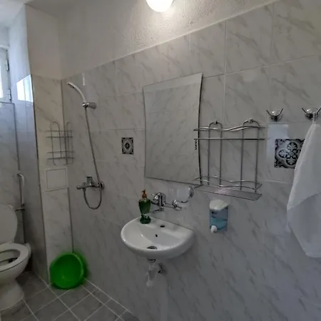 Rali Apartment *
