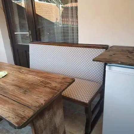 Rali Apartment *