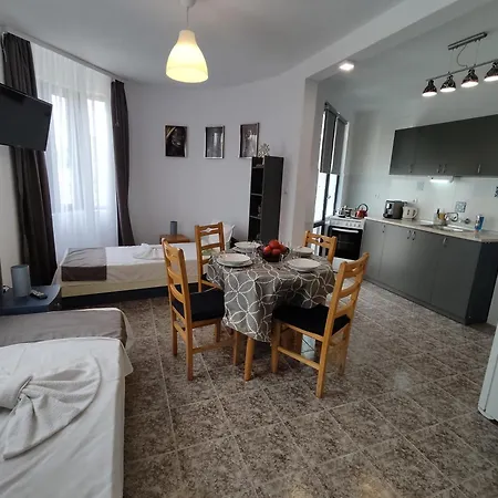 Apartment Rali