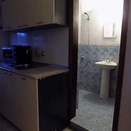 Apartment Rali *