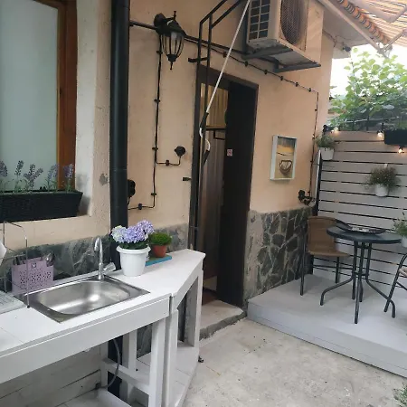 Apartment Rali *